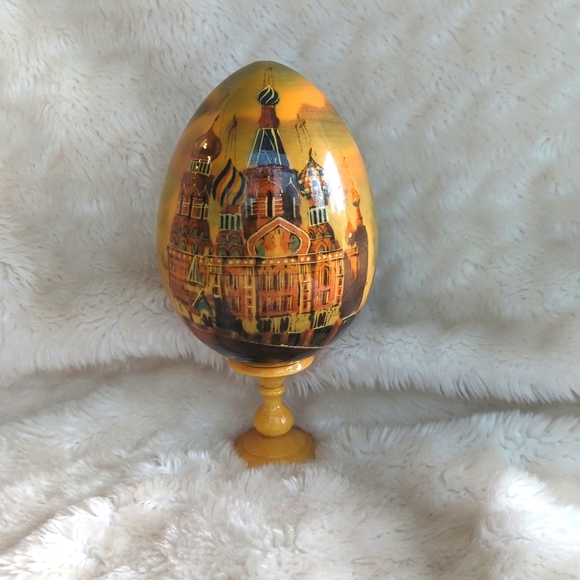 VINTAGE Rare Hand Painted Russian St. Petersburg Decorated Wooden Egg - Picture 2 of 10